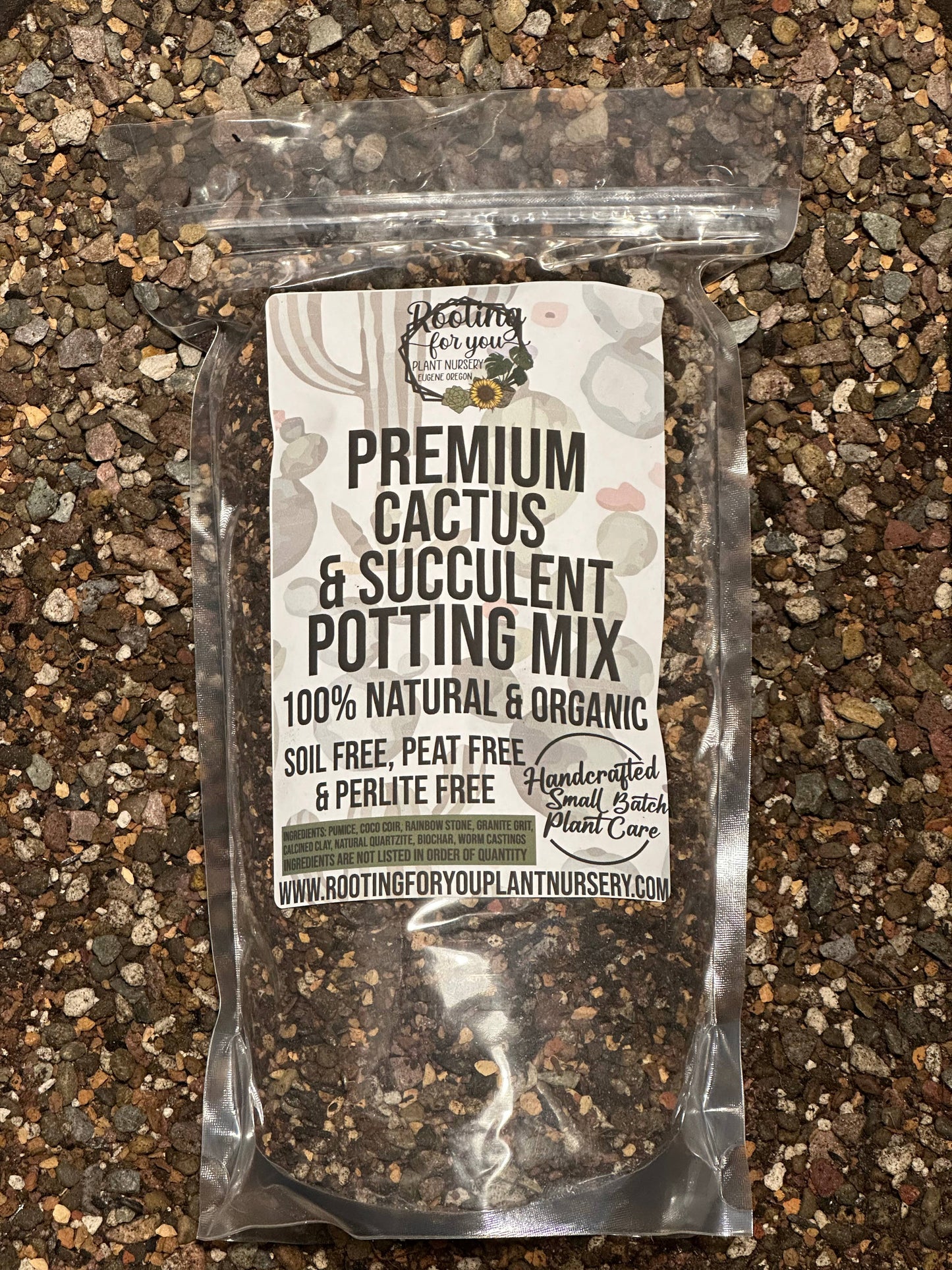 CACTUS & SUCCULENT Premium Potting Mix: 1/2 Gallon